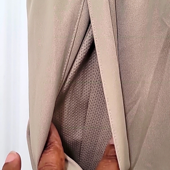 NIKE MEN'S TRAINING SPORT CLASH DRI FIT KNITTED BROWN SHORT SIZE LARGE - Picture 7 of 12